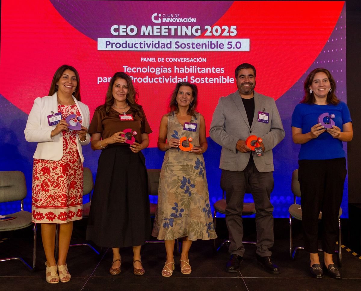 Panelistas de Tecnologías habilitantes en CEO Meeting 2025